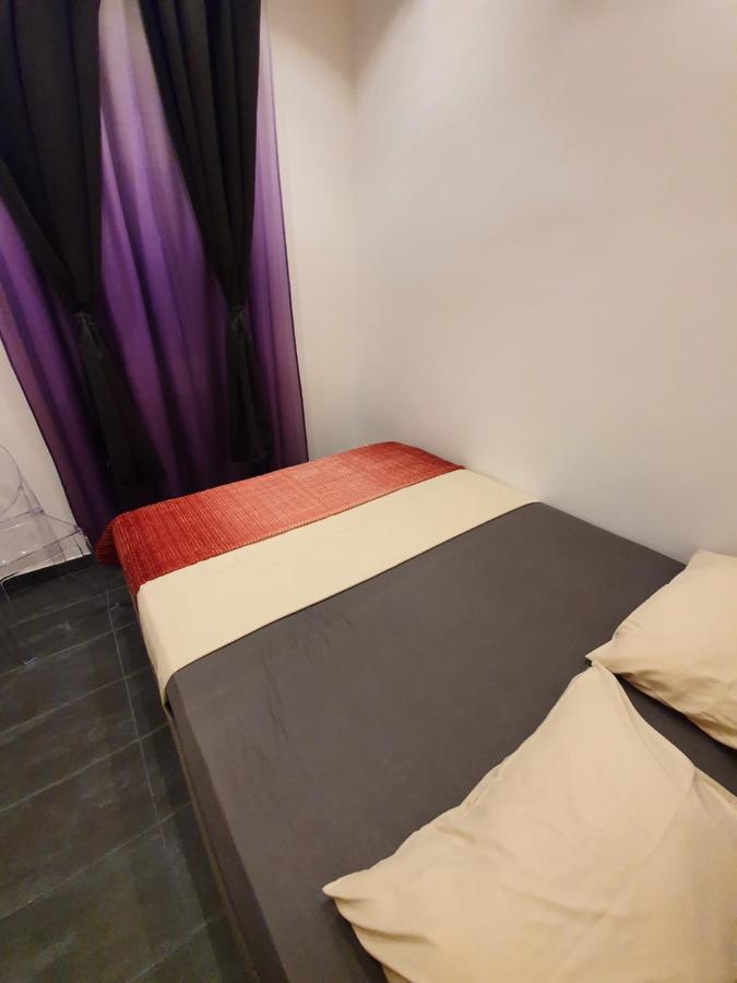 Stylisches 2-Zimmer Design-Apartment An Der U1 Favoritenstrasse Vienna Esterno foto